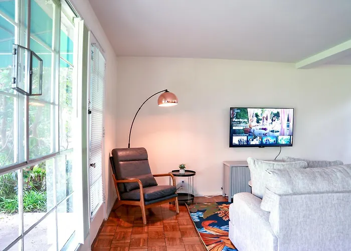 Los Angeles Miracle Mile Spacious 2Br Townhouse